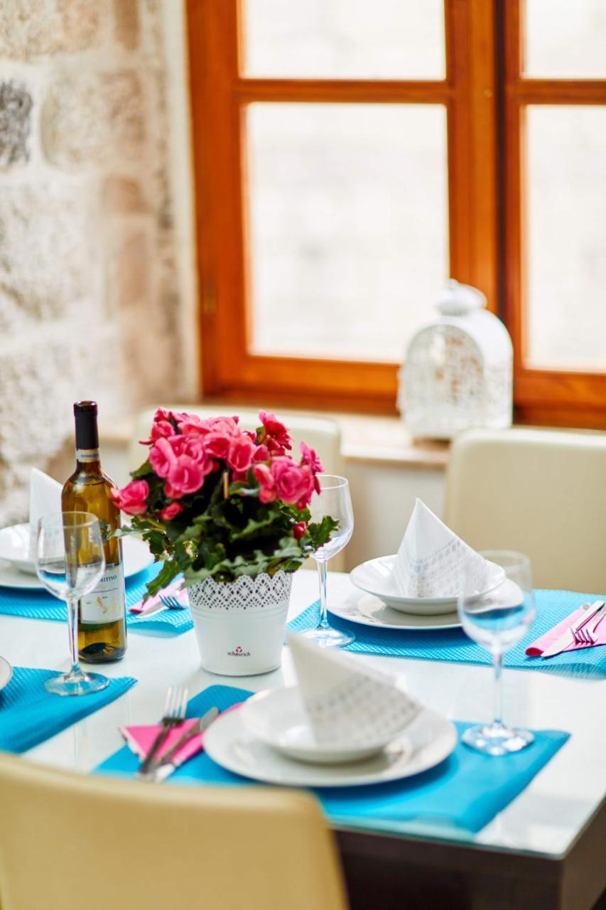La Dolce Vita Apartment Kotor Eksteriør bilde